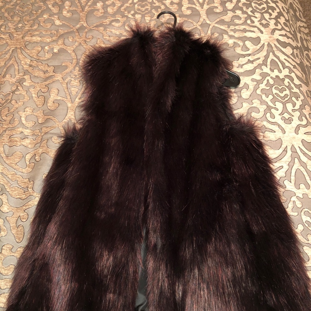 Fur vest